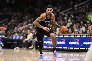 攻不进防不住！韦尔半场4投1中&三分2中0 仅得4分2板1断正负值-20