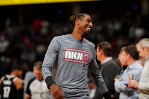 谁最难防？香波特：哈登（哨子）、库里（掩护）、KD（干扰不了）