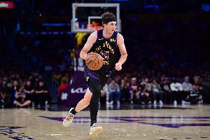 Skip：里夫斯真的是湖人的关键先生 他故意罚丢+前场板短距离追平