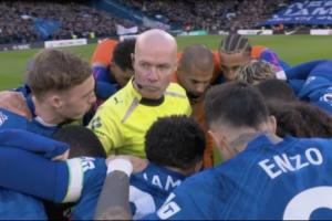 赛前惹到了？罗塞尼尔炮轰主裁因球员赛前将其围住，所以不给点球