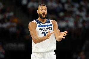 戈贝尔：我的目标是夺冠并成为历史最佳防守球员 我已有4个DPOY