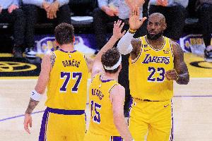 追梦：我想说湖人根本不危险 但东詹同时在场永远有机会击败对手