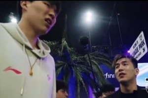 出场时间不多！郭艾伦安慰杨瀚森：有机会的 赛季漫长会有人受伤