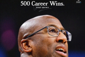 胜率六成！尼克斯主帅迈克·布朗斩获教练生涯第500场胜利