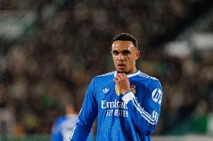 鲁尼：惊讶阿诺德未入选英格兰名单 有球的他没英格兰球员能匹敌