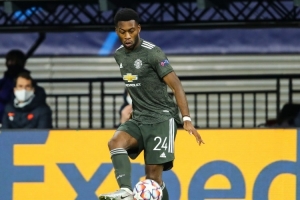 天空：曼联药厂旧将福苏·门萨在水晶宫U21训练，接近两年没球踢