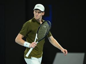 击败穆泰！辛纳在大师赛赛场取得26盘连胜排第一，超德约等人