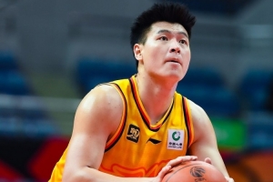 潜力赛-马国栋17分3板1断1帽 马浩森13分2板2助 江苏战胜深圳