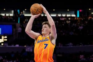 新秀榜：克尼佩尔居首 弗拉格&埃奇库姆分列二三位 哈珀升至第四