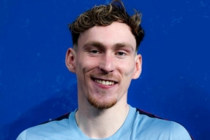 5次抢断+4次关键传球！加纳当选英格兰队内最佳球员