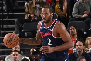 伦纳德谈准绝杀：我就是尽我所能的把那个该死的球投出去