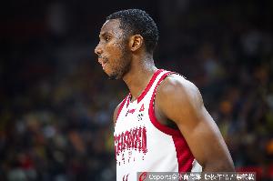 状态一般！迪亚洛14中4低效拿下13分9板3助2断1帽