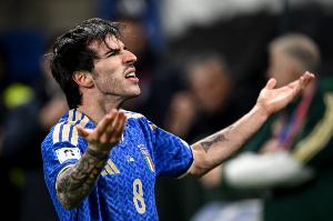 转会大战！阿斯：曼联领跑托纳利争夺，阿尔特塔也认为他适合枪手