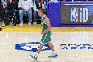 本赛季薪水才723万！普理查德最近两场轰下64分13板10助