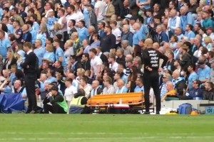 医学奇迹！名场面！赛前消息：沃克受了伤，所以不在首发阵容中~