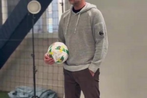 天王山之战！联赛杯决赛双方的拍摄花絮！约克雷斯的招牌动作！