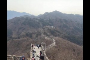 他乡遇知音！中国球迷在长城遇到一起Siuuuu的老外~