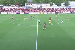 保持耐心！尼科冈萨雷斯巴萨时期的一场比赛！