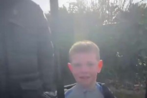 影响力！孙兴慜重返英国备战训练，热刺小球迷等候多时！